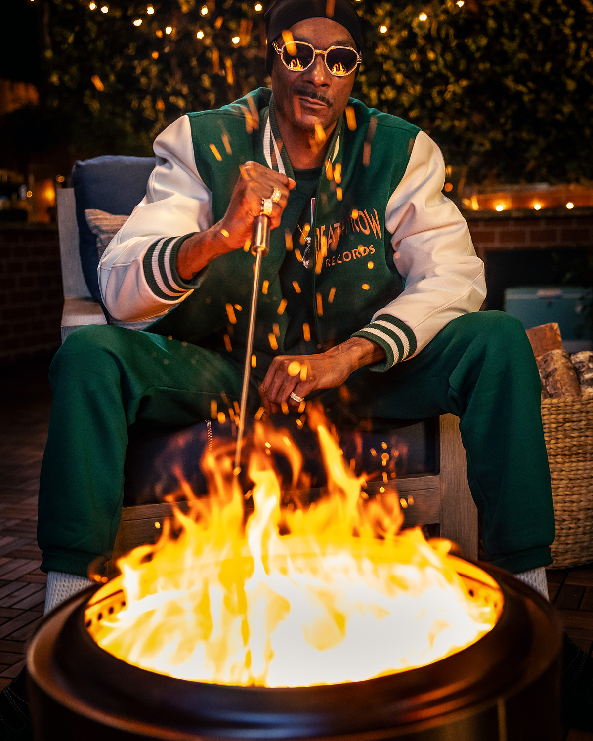 Snoop Dogg Goes Smokeless